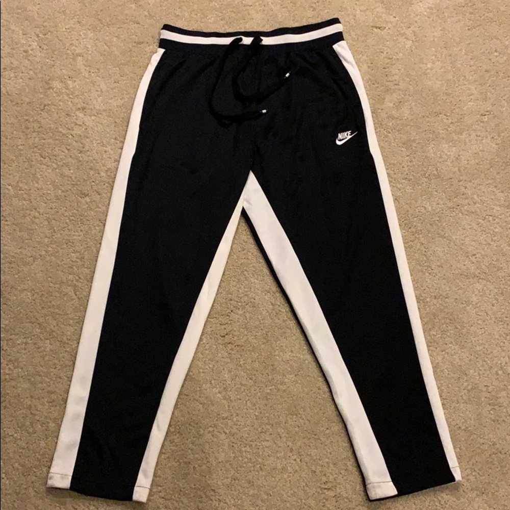 NIKE AIR JOGGERS